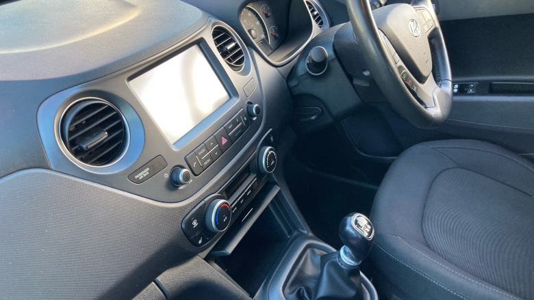 Hyundai i10 1.2 Premium SE 5dr Petrol Hatchback